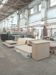 Мебельная фабрика 41 131 м² Навашино: нежилое здание цеха мебели и деревоотделочного цеха площадью 10 214,6 м² по адресу Нижегородская область, гор. Навашино, ул. Проезжая, здание 4/36, кадастровый номер 52:37:0600006:49 на земельном участке площадью 7 624 м², земельный участок 4/17, кадастровый…