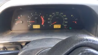 Автомобиль марки LADA модель Samara 2007 г.в. VIN-номер XTA21144074440869. С имуществом и имеющимися в отношении этого имущества правоустанавливающими документами можно ознакомиться с момента публикации сообщения о продаже и до окончания приема заявок, предварительно согласовав дату, время и место…