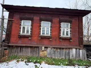 Дом 49,6 кв.м и участок 300 кв.м, Тула. Земельный участок с кадастровым номером:71:30:030106:917, площадью: 300 кв.м., и жилой дом с кадастровым номером: 71:30:030101:420, площадью: 49,6 кв.м, расположенные по адресу: РОССИЯ, Тульская область, Тула, Осташева, д.89а