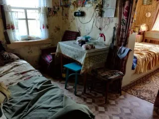 Дом, 60.1 кв.м, Вологодская обл., Чагодощенский р-н, д. Бабушкино, 1/4 доля в праве на жилое здание, площадь: 60,1кв.м., адрес (местонахождение): Вологодская область, р-н. Чагодощенский, д. Бабушкино, д. 12, кадастровый номер: 35:18:0403007:77