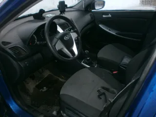 HYUNDAI SOLARIS 1,4 GI MT, 2011. Автомобиль легковой седан марки - HYUNDAI SOLARIS 1,4 GI MT, 2011 года выпуска, идентификационный номер Z94CT41CABR006451, двигатель № G4FA AW203655, кузов № Z94CT41CABR006451, цвет темно-синий, гос. рег. знак М 207 МТ 35; реализуемое имущество является предметом…