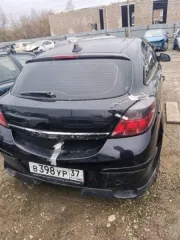 Infiniti G35 2008 года, VIN JN1BBNV36U0400166, регистрационный номер 37-005151, ключи есть, документы отсутствуют. Renault Logan 2009 года, VIN X7LLSRABH9H239503, регистрационный номер 37-005404, ключи и документы отсутствуют. Opel Astra 2010 года, VIN W0L0AHL08B5007613, регистрационный номер АС…