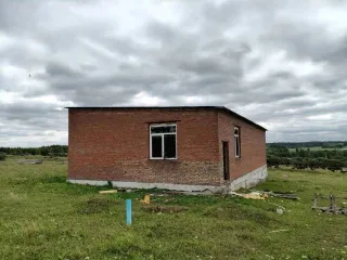 Здание, 182,9 кв.м, Novosibirskaya oblast', Zдание (cad. nomer 54:19:110201:292; ploshchad' 182.9 kv.m.; Mestopolozhenie: Novosibirskaya oblast', Novosibirskiy rayon, Stantsionnyy sel'sovet, v rayone p. Vitamin; data gos. registratsii: 12.12.2011).