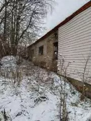 Здание (гараж), нежилое помещение, принадлежащее заявителю на праве собственности, с кадастровым номером: 40:22:083101:239, площадью: 93,8 кв.м., Находится в совместной собственности
Расположенное по адресу: 249800, Калужская обл., Ферзиковский р-н, Хомяковский с/с, с. Ферзиково, д. 44
