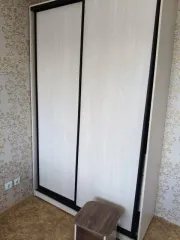 Доля квартиры 50,5 м² в Саратове. 1/4 доля в жилом помещении по адресу: Российская Федерация, Саратовская область, г. Саратов, ул. Заречная, д. 25, кв. 67. Кадастровый номер: 64:48:020421:685. Однокомнатная квартира, расположенная на восьмом этаже восьмиэтажного дома. Жилое помещение находится в…