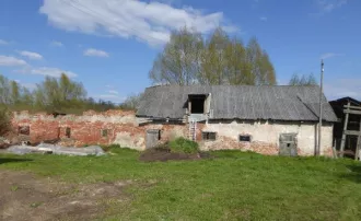 Нежилое здание (свинарник) с кадастровым номером 39:11:080905:41, общей площадью 110,2 кв.м. Нежилое здание (свинарник) с кадастровым номером 39:11:080905:41, общей площадью 110,2 кв.м, расположенное по адресу: Калининградская область, Правдинский район, поселок Крылово, улица Центральная, здание…