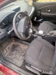 Renault Megane 2010 года, 106 лс, автомобиль: RENAULT MEGANE III; 2010 года выпуска; номер двигателя K4MV838 R013682; VIN: VF1BZAR0543744929. Состояние автомобиля: требуется ремонт подвески, рулевых наконечников, диагностика на станции техобслуживания не сделана, на бортовой панели горят значки с…