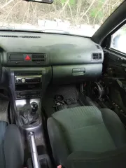 Автомобиль Skoda Octavia 2007 года выпуска, черный цвет, тип кузова комби (хэтчбек). Модель двигателя 975165, VIN TMBDK41U978870152, мощность 1000 л.с. (74 кВт), госномер Т703ЕО163. В связи с долгой неэксплуатацией сел АКБ, имеются следы ржавчины на кузове, потертости, внутри салона сняты дверные…