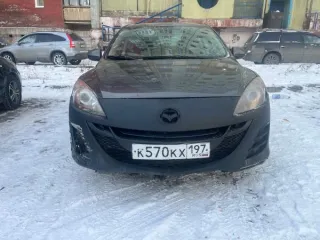 Легковой автомобиль Mazda 3, 2011 г.в., г/н К570КХ197, VIN JMZBL12Z501267983, № кузова JMZBL12Z501267983, цвет темно-серый. Идентификационные номера не сверялись, рабочее состояние не проверялось, автомобиль закрыт, ключи и документы отсутствуют. Должник Ивашкина М.В. Обременения: Залог, запреты…