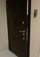 Жилое помещение площадью 122 кв.м, кадастровый номер 54:35:101695:1119, расположенное по адресу: г. Новосибирск, ул. Державина, д. 77/2, кв. 107, 108. Имущество находится в залоге у ПАО Банк "FK Otkrytie" ИНН: 7706092528 (правопреемник - АО «БМ-Банк» ИНН: 7702000406) и АО "Korporatsiya "MSP" ИНН…