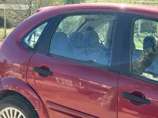 Citroen C3, 2004 Легковой автомобиль марки: CITROEN, модель: C-3, год выпуска: 2004 г., кузов №: VF7FCNFUC27167112, идентификационный номер (VIN): VF7FCNFUC27167112 Ознакомление с имуществом возможно по предварительному согласованию по тел. 8 9113623374. Автомобиль находится по адресу: Псковская…