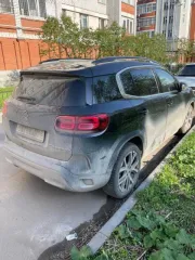 Citroen C5 Aircross 2019 года, черный, VIN VR7A45GFRKL072269, мощность 133 кВт (180.8 л.с.). Автомобиль в залоге у Совкомбанка.