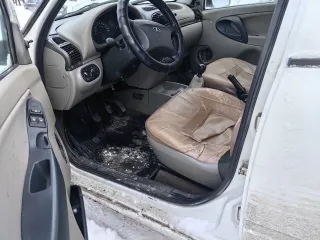 Lada Kalina 2011 года, VIN: XTA111830B0252920. Ознакомление с имуществом по месту нахождения в рабочие дни в период подачи заявок, по предварительной записи по телефону: +7 902-000-21-24. При трудностях с организацией ознакомления можно обращаться по телефону финансового управляющего: +7 925…