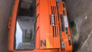 Автосамосвал Камаз 55111, г.в. 2001, грн Е492ВУ 75RUS. Состояние крайнее "условно пригодное", близкое к "удовлетворительному". Требует проведения обслуживания и ремонта отдельных систем и агрегатов. Внешний вид удовлетворительный. Грузовой самосвал (разукомплектован - рама, металлолом) Камаз 5511…