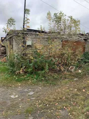 Гараж, 8.8 кв.м, г. Курган с кадастровым номером: 45:25:020813:3092 площадью 8,8 кв.м, по адресу: Россия, г. Курган, ГСК 52, 22А. Внутри гаража ничего не находится, провалена крыша, нет полов, отсутствуют (утеряны) ключи, доступа в гараж нет.