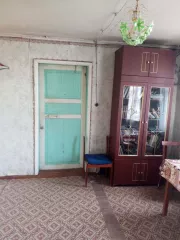Жилое здание, площадь: 40,4 кв.м., кадастровый номер: 30:04:010106:10593 и земельный участок, площадь: 399 кв.м., категория земель: Земли населенных пунктов, разрешенное использование: Для ведения личного подсобного хозяйства, кадастровый номер: 30:04:010103:175, Адрес (местоположение): обл…