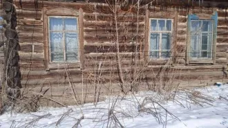 Дом и участок 1/2 доли, Алтайский край, Троицкий, Горновое. 1/2 доля дома и 1/2 доля земельного участка в Алтайском крае, еще 1/2 доля дома и 1/2 доля земельного участка в Алтайском крае, еще 1/2 доли в праве на земельный участок, площадь 4700 кв.м., адрес (местонахождение): Россия, Алтайский край…