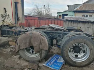 Грузовой тягач седельный INTERNATIONAL 9200, 2000 г.в., г/н Х081ТК197, VIN 2HSCEAXR21C087930, № шасси (рамы) 1С087930, цвет белый. Идентификационные номера не сверялись, рабочее состояние не проверялось, ключи и документы отсутствуют, автомобиль закрыт. Обременения: Арест, запреты на рег. действия…