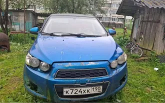 Chevrolet Aveo 2012 года, синий. VIN: XUUTF69EJC0025389, госномер K724XK190. ПТС 39 HO 580120. Произведен в России на ЗАО "АВТОТОР-МЕНЕДЖМЕНТ". Модель двигателя FI6D4, бензиновый, номер 394770KA, мощность 116 л.с. (85 кВт), объем 1598 куб. см. Экологический класс 4. Максимальная масса 1598 кг…
