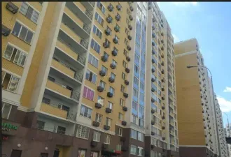 Квартира 37,5 кв. м, 1-комнатная, Московская обл., площадью 37.5 кв.м., расположенная по адресу: Российская Федерация, Московская область, г.о. Ленинский, д Сапроново, мкр Купелинка, кв-л Северный, д. 20, кв. 19, (предмет залога), кадастровый номер 50:21:0000000:37418