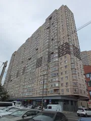 Квартира площадью 36,50 кв.м. Кадастровый номер 61:44:0032215:2136. Адрес: Ростовская область, г. Ростов-на-Дону, ул. Горсоветская, д. 49, стр. 1, кв. 575. Общая площадь: 36.5. Ограничения и обременения: залог, арест наложенный судебным приставом-исполнителем. Вид жилого помещения: квартира. Доля в…