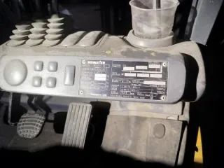 KOMATSU FD25T-17, 2014 Самоходная машина KOMATSU FD25T-17; 2014г.в.; г/н: 2380ЕТ36; 4D94LE 66593; цвет жёлтый. Начальная цена – 1 183 700,00 руб. Шаг аукциона – 5918,50 руб. Размер задатка – 591 850,00 руб. Существующие ограничения (обременения) – арест.