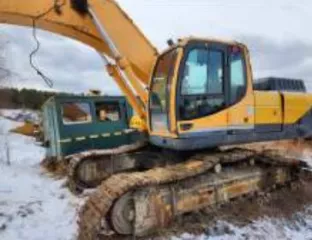 Движимое имущество АО  Возрождение   автомобили, специализированная техника , расположенное по адресу: Иркутская обл. г. Усолье Сибирское. Экскаватор гусен. HYUNDAI R300LC 9SH, зав.№ HHKHZ808HE0000184, г.в 2014, гос.рег.знак 58 УНЕ 9250  63 СВ 9368 . Полуприцеп автомобильный НЕФАЗ 9334 10, VIN…