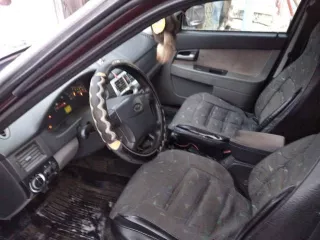 LADA Priora (217030) 2008 года выпуска, VIN: XTA21703080130702. Цвет кузова: Темно-Вишневый. Объем двигателя: 4596 см³, тип: легковой. Пробег: 390817 км. Находится в залоге у ПАО «Совкомбанк».
