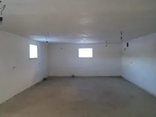 Участок 810 м² дом 242,7 м² Татарстан Земельный участок, вид разрешенного использования: для строительства индивидуального жилого дома, площадь 810+/-10 кв.м, кадастровый №16:13:090101:1203, Здание, назначение: жилое, площадь 242,7 кв.м, кадастровый номер 16:13:090101:1217, расположенные по адресу…