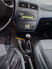 Fiat Punto 2007 легковой автомобиль, марка: Fiat, модель: Punto, год изготовления: 2007, цвет: серо-песочный, VIN: ZFA19900001271276, мощность двигателя, л. с. (кВт): 77 (57), кузов №: ZFA19900001271276. С имуществом можно познакомиться по предварительной договоренности с организатором торгов по…