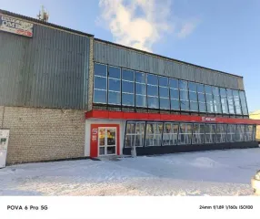 1/2 доля здания универмага и 1/2 доля земельного участка в Тюменской обл., еще 1/2 доля в праве общей собственности на земельный участок, с кадастровым номером 72:11:1401005:41, по адресу: относительно ориентира, расположенного за пределами участка. Почтовый адрес ориентира: Тюменская область…
