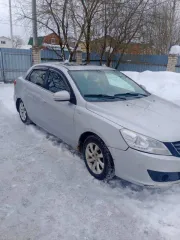 Dongfeng S30 2015 года, 117 л.с., пробег 266543 км, АКПП. Легковой автомобиль. Марка – DFM. Модель: S30. Год изготовления – 2015. VIN: LGJE1FE05FM352701.