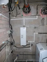 Здания и земельный участок общей площадью 1176 кв.м в Москве. Нежилое здание, кадастровый номер: 77:18:0170804:78, площадью 150,4 кв.м, адрес: г. Москва, поселение Марушкинское, квартал 116, владение 56, стр. 1. Нежилое здание, кадастровый номер: 77:18:0170707:399, этажность 1, площадь 16,6 кв.м…