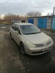 Nissan Tiida Latio 2005 года выпуска, номер кузова SC11040270.