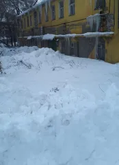 КПП-4 57 кв.м Самара. Здание контрольно-пропускного пункта (КПП-4), расположено по адресу: г.Самара, ул.Калинина, 1 (при въезде на бывшую территорию ОАО СПЗ со стороны Заводского шоссе), площадь по внешнему обмеру 57кв.м. Право собственности на КПП-4 в ЕГРН не зарегистрировано, возникло до 1997г. В…