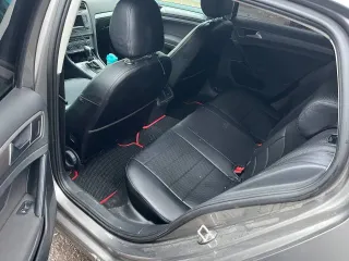 Volkswagen Golf 2013 года, 105 лс, 200000 км, АКПП, VIN WVWZZZAUZEW106641