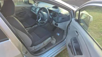 Honda Insight, 2009 года, 88 лс, 185581 км. Год выпуска – 2009; номер кузова: ZE2-1181193, цвет - серый.