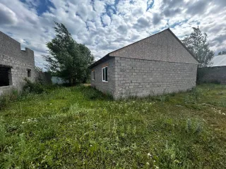 Строительство 98.5 м², участок 583 м², Оренбургская область Объект незавершенного строительства, площадью застройки 98,5 кв. м, с кадастровым номером 56:47:0000000:1738, и земельного участка, общей площадью 583 +/- 8 кв. м, с кадастровым номером 56:47:0000000:1142, расположенных по адресу…