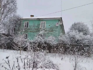 Квартира в Вологодской обл., 41,4 кв.м, 2 комн., адрес (местонахождение): 162350, Вологодская обл, Великоустюгский р-н, Новатор п, Советская ул, дом № 13, квартира 11, кадастровый номер: 35:10:0507001:1730