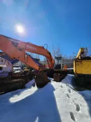 Экскаватор Hitachi EX-200-5, зав. № 82643, г.в. 1997, гос. рег. знак СР 6592 63. Местонахождение: г. Самара, п. Козелки автобаза №2.
