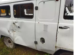 Автомобиль УАЗ-39629, VIN ХТТ39629040416551, гос. номер В622МЕ11, год изготовления 2004, тип - санитарный А/М, модель, с. Ижма, Семяшкина, 7, модель № двигателя - УМЗ-421800 № 41202369, шасси - № 37410040437626, кузов - 39620040225020, цвет - белая ночь, мощность двигателя - 84 (61,8) л.с. (кВт)…