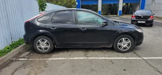 Ford Focus 2010 года выпуска. VIN: X9FPXXEEDPAB17606. Из видимых внешних повреждений: трещина на лобовом стекле и ржавчина по бокам с двух сторон. Сломан бензонасос, автомобиль не заводится. Осмотр возможен по адресу: Московская область, г. Голицыно, Заводской проспект, д. 27, по предварительной…