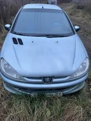 Peugeot 206 2007 206 Серый 2007 г.в. Автомобиль Peugeot 206, идентификационный номер (VIN) VF32BNFUB72767721, год выпуска: 2007, регистрационный знак Т 502 МХ 39. Ознакомление по месту нахождения по предварительному согласованию.