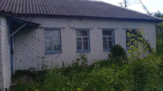 Жилой дом (индивидуальный жилой дом),  КН 48:06:1020106:12, 1964 года постройки, площадью 59,6 кв. м,  расположенный на земельном участке, КН 48:06:1020106:1, площадью 3 815 кв. м,  местоположение: Липецкая область, Долгоруковский округ, с.Большая Боевка, ул.Школьная, д.18 местоположение: Липецкая…