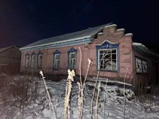 Земельный участок кадастровый номер: 58:21:0040101:18 площадь: 1900 кв.м и 
Жилое здание, кадастровый номер: 58:21:0040101:72, площадь: 32.7 кв.м. Вид права, доля в праве: собственность. 
Расположенные по адресу: Пензенская область, р-н. Нижеломовский, д. Федоровка, ул. Федоровка, д…