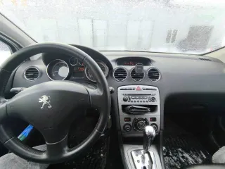 Peugeot 408, 2014 года, 120 лс, 101803 км, АКПП, автомобиль легковой, марка PEUGEOT, модель 408, год изготовления 2014, VIN Z8T4D5FS9EM005579.