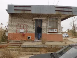 Здание, площадью 62,80 кв.м., с кад. № 30:01:170201:81, назначение: нежилое
По адресу: Астраханская обл., г. Ахтубинск, р-н КПП № 12 АЗС № 75