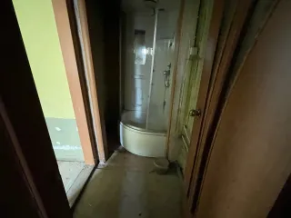 Квартира 44,8 м², Артемовский, Свердловская область, доля ¼. 623784, Россия, Свердловская область, г. Артемовский, ул. Дзержинского, д. 12, кв. 4, площадь 44,8 кв.м., кадастровый номер объекта 66:02:1703017:1067, доля в праве: ¼.