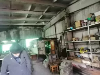 Гараж для легковых автомобилей 46,1 кв. м., кадастровый номер: 45:11:020601:255; ангар 577,2 кв.м., кадастровый номер: 45:11:020601:248; гараж 218,6 кв.м., кадастровый номер: 45:11:020601:246; административное здание (контора) 200,1 кв.м., кадастровый номер: 45:11:020601:251; тракторный гараж…