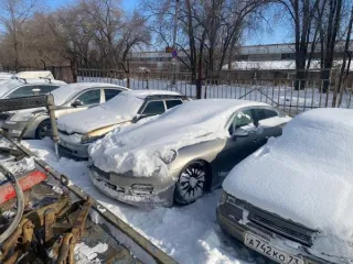Porsche Panamera 2009 года выпуска, серого цвета. VIN WP0ZZZ97ZAL043312, номер двигателя М484ОА03422.